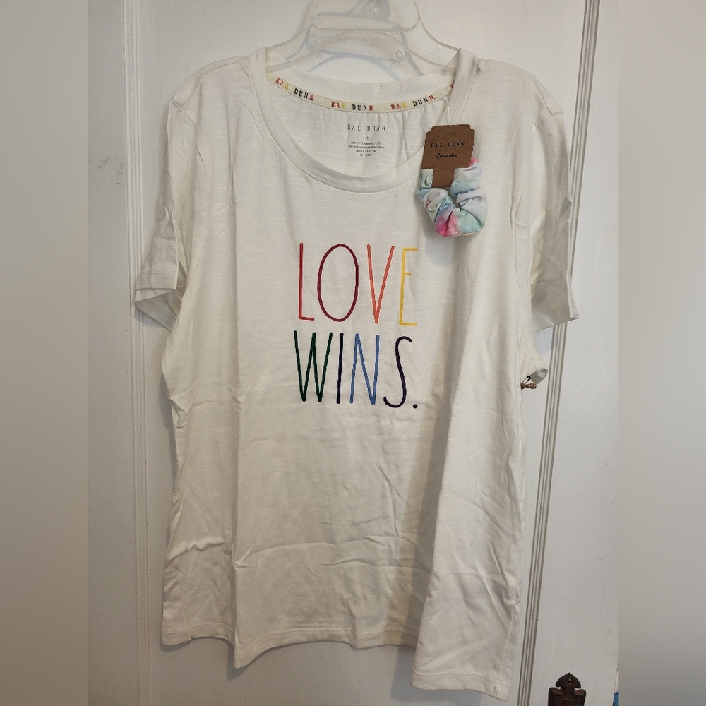Rae Dunn Love Wins T-shirt Size: XL